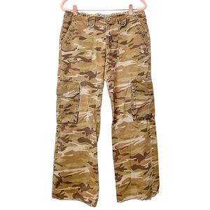 Y2K 2000s Low Rise Old Navy Camo Cargo Pants Size 8